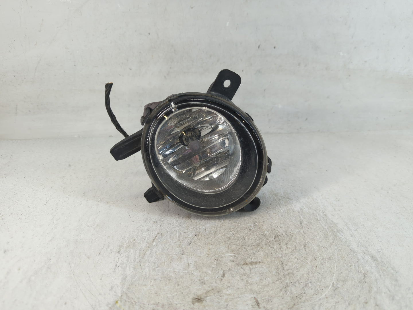 2012-2018 Bmw 320i Passenger Right Oem Front Light Lamp - Oemusedautoparts1.com