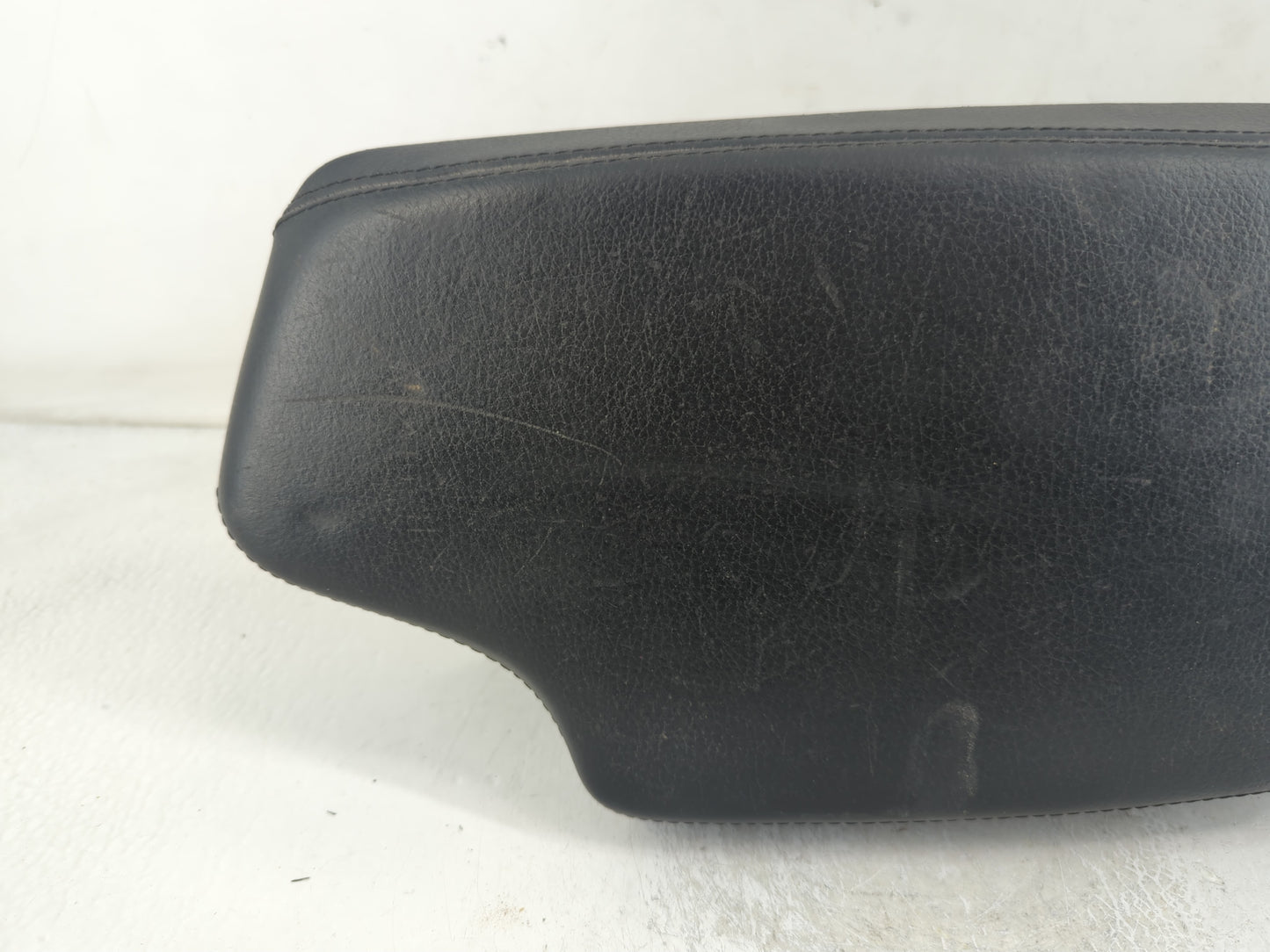 2014 Bmw 320i Center Console Armrest Cover Lid Fits OEM Used Auto Parts - Oemusedautoparts1.com