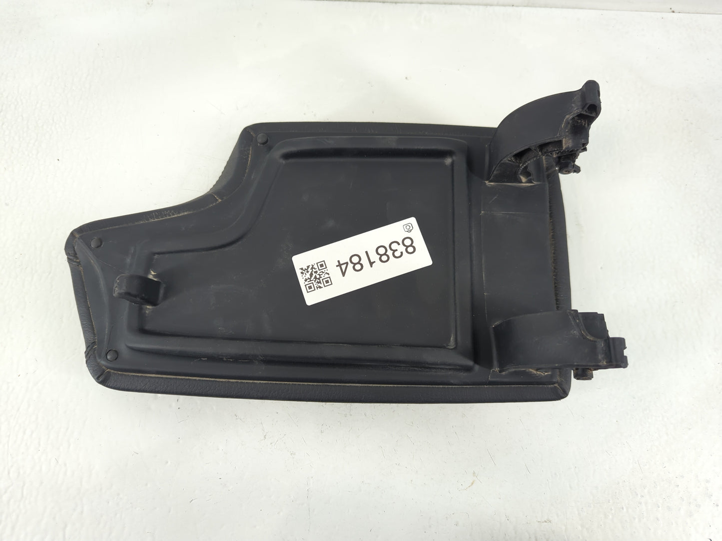 2014 Bmw 320i Center Console Armrest Cover Lid Fits OEM Used Auto Parts - Oemusedautoparts1.com
