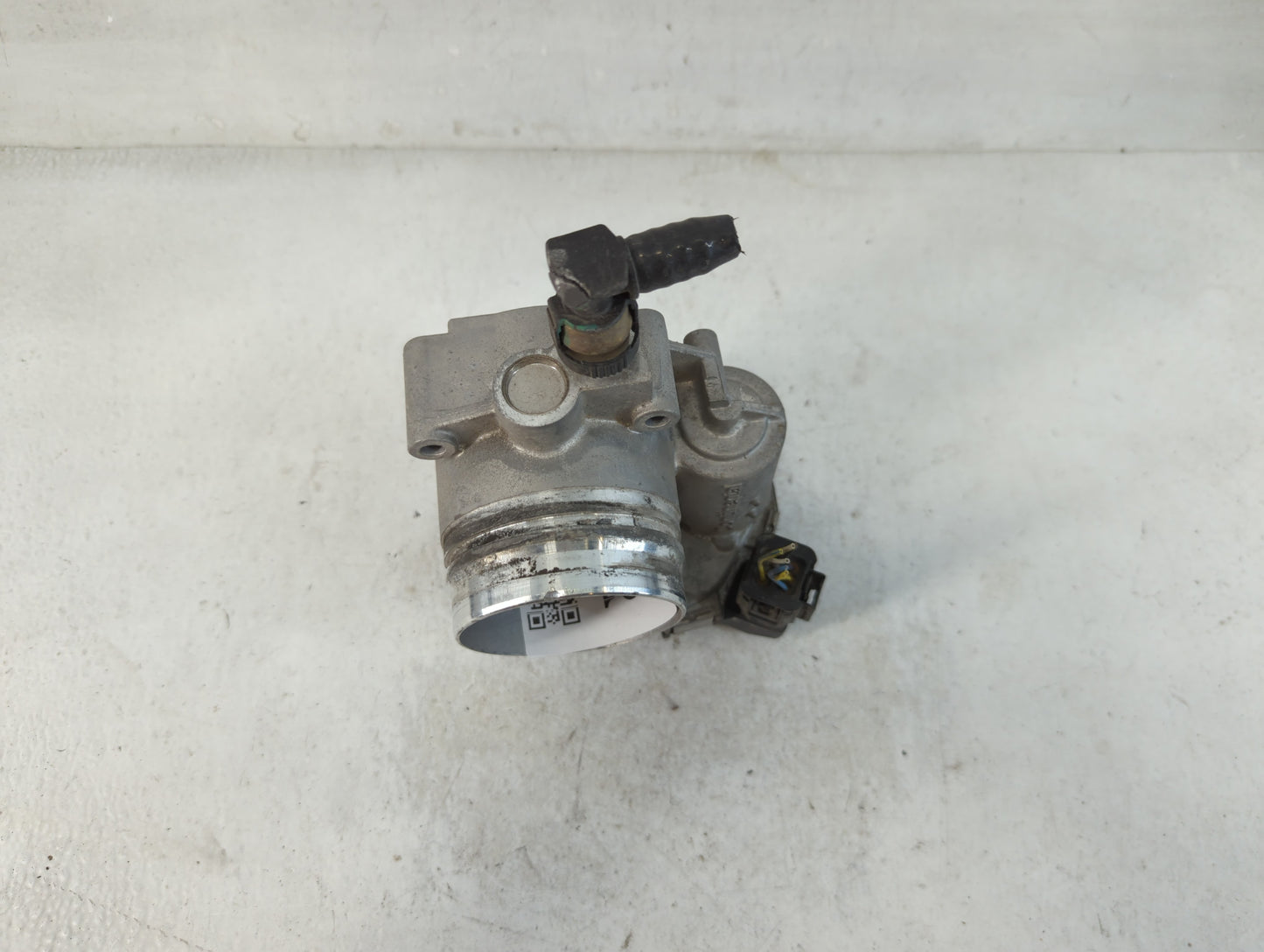 2012-2018 Bmw 320i Throttle Body P/N:1354 7588625-04 Fits Fits 2012 2013 2014 2015 2016 2017 2018 OEM Used Auto Parts - Oemu