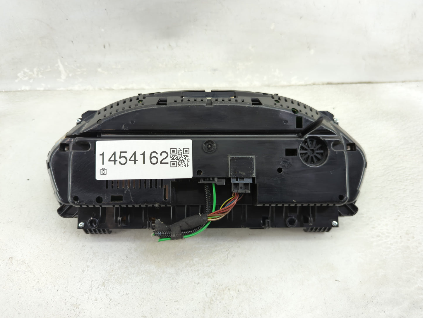 2014 Bmw 328 Instrument Cluster Speedometer Gauges P/N:9232895 9325206-01, 14369510, 30150834, IK932520601Y Miles:140K Fits 