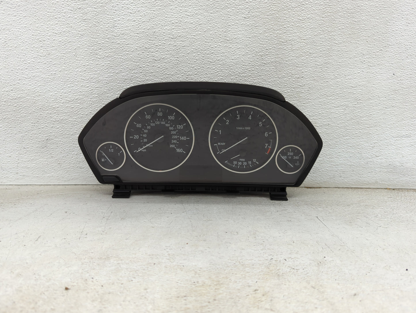 2014 Bmw 328 Instrument Cluster Speedometer Gauges P/N:9232895 9325206-01, 14369510, 30150834, IK932520601Y Miles: Fits OEM 