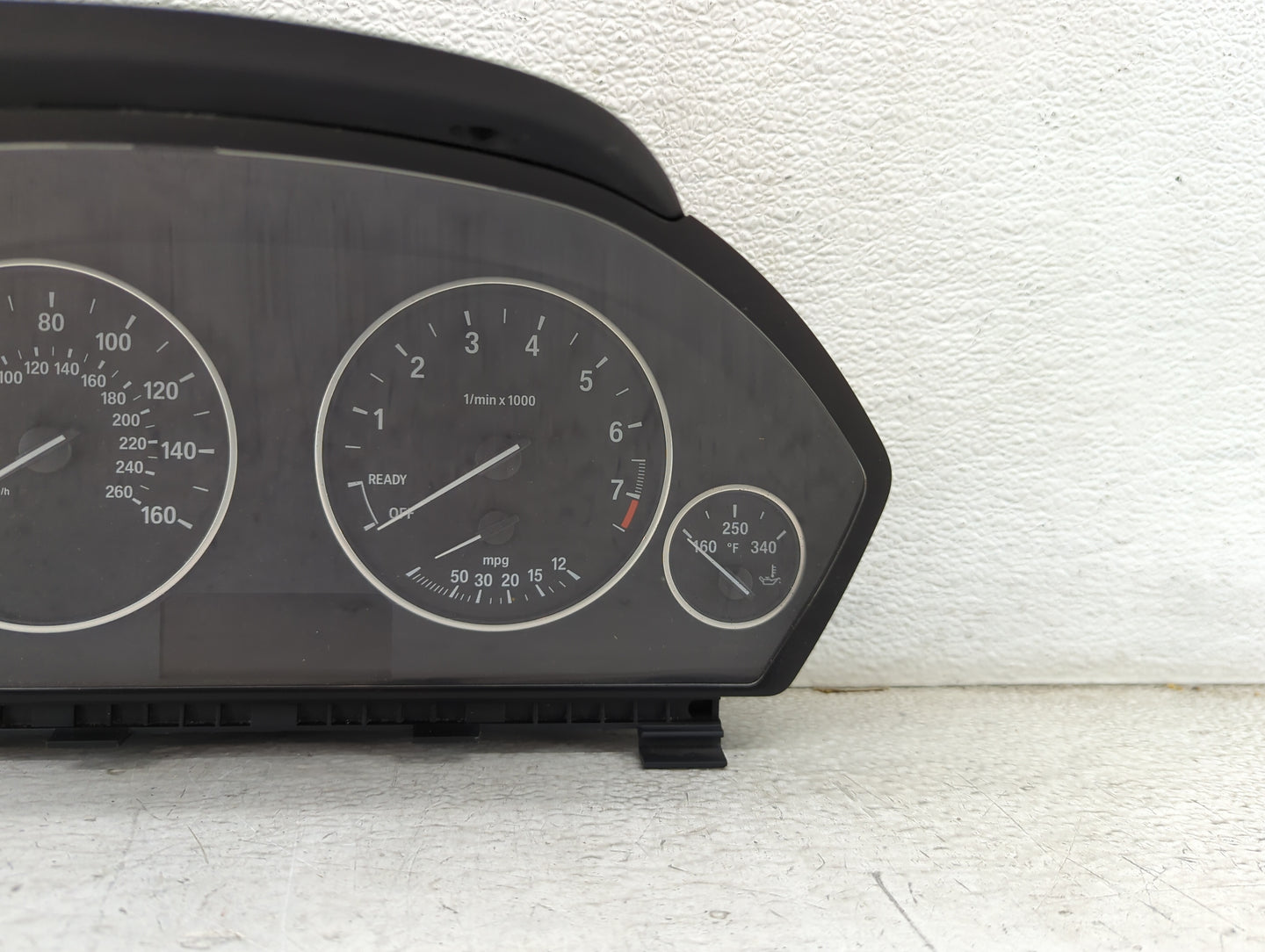 2014 Bmw 328 Instrument Cluster Speedometer Gauges P/N:9232895 9325206-01, 14369510, 30150834, IK932520601Y Miles: Fits OEM 