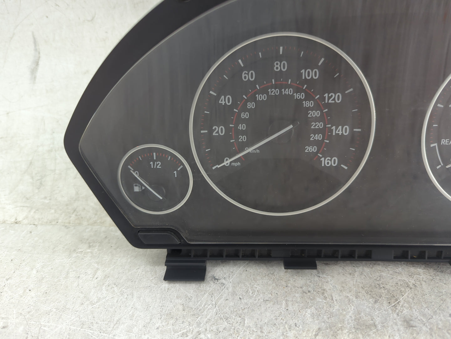2012-2016 Bmw 328 Instrument Cluster Speedometer Gauges P/N:9232895 9325220-01 Miles:126K Fits OEM Used Auto Parts - Oemused