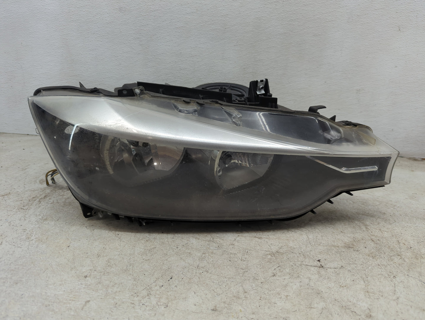 2012-2015 Bmw 328i Passenger Right Oem Head Light Headlight Lamp - Oemusedautoparts1.com