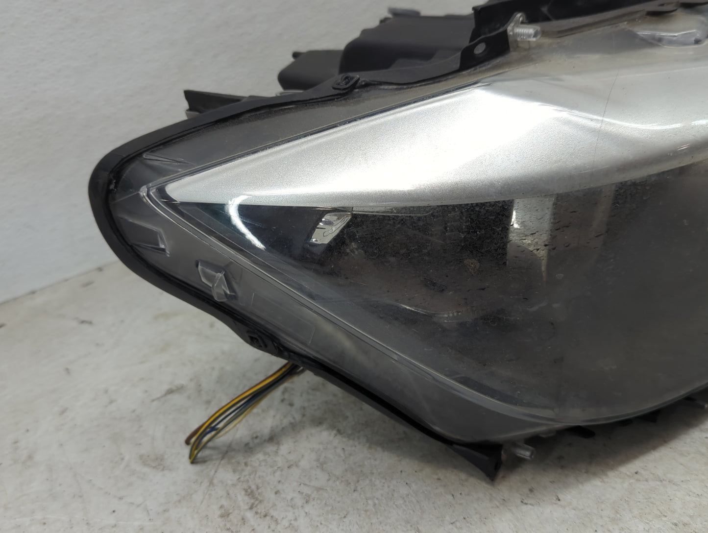 2012-2015 Bmw 328i Passenger Right Oem Head Light Headlight Lamp - Oemusedautoparts1.com