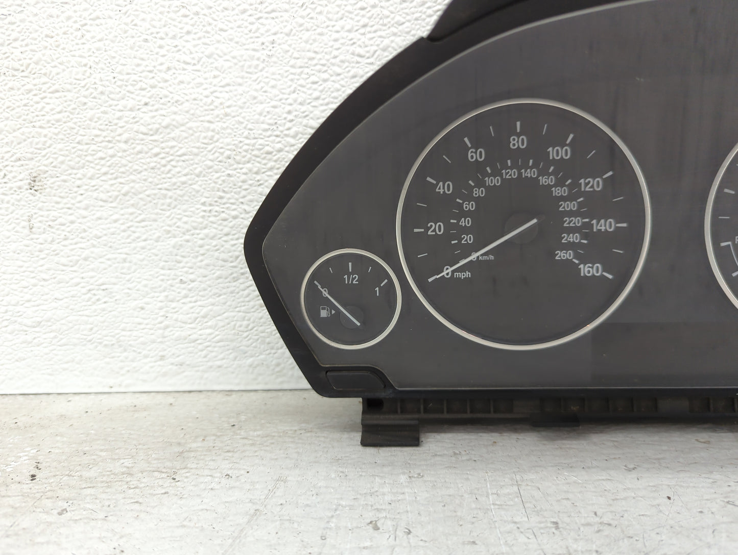 2014 Bmw 328i Instrument Cluster Speedometer Gauges P/N:9232894 9325179-01, 14369510, 1K932517901B, 20008966 Miles:64K Fits 