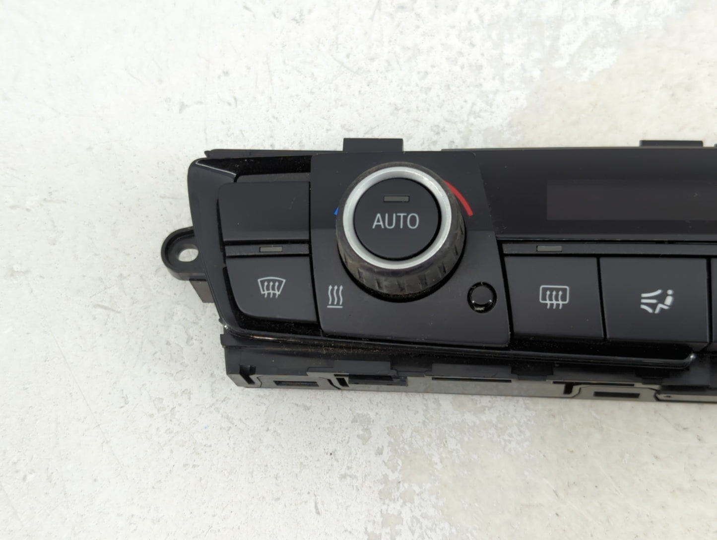 2012-2015 Bmw 328i Climate Control Module Temperature AC/Heater Replacement P/N:2552 Fits Fits 2012 2013 2014 2015 OEM Used 