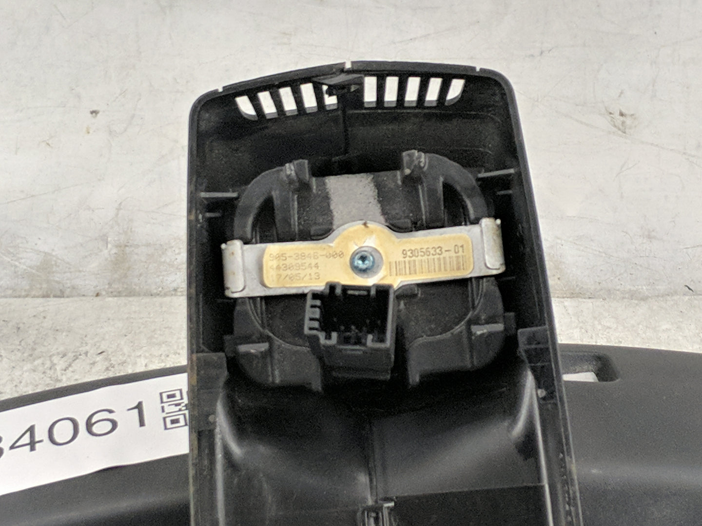 2013-2015 Bmw 328i Interior Rear View Mirror Replacement OEM P/N:905-3846-000 9305633-01, 46309544 Fits Fits 2013 2014 2015 