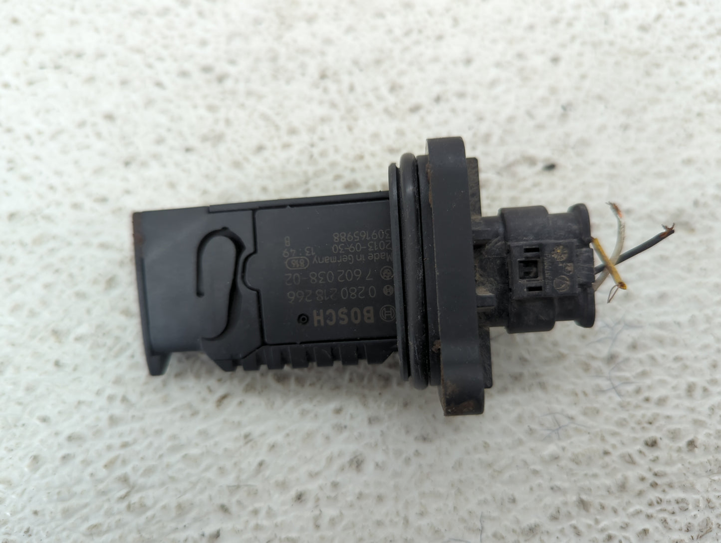 2012-2016 Bmw 328i Mass Air Flow Meter Maf 1487847 - Oemusedautoparts1.com