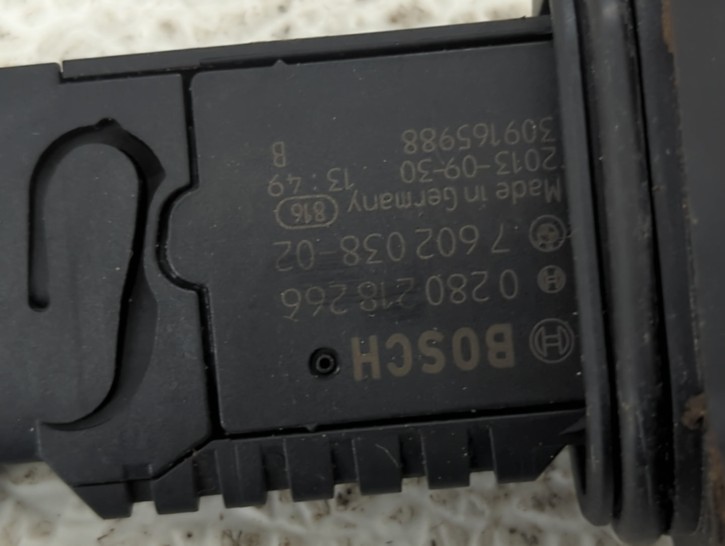 2012-2016 Bmw 328i Mass Air Flow Meter Maf 1487847 - Oemusedautoparts1.com