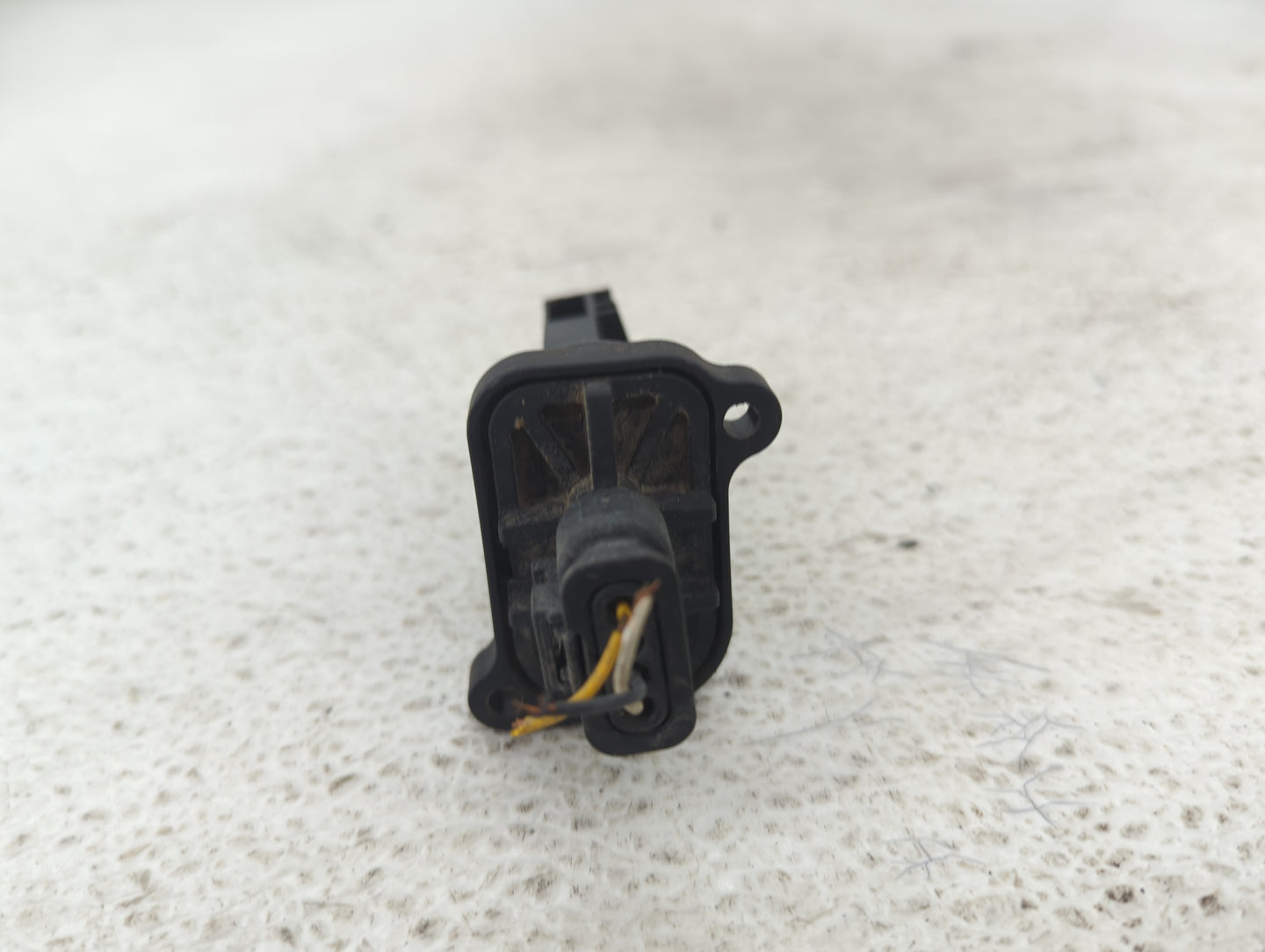 2012-2016 Bmw 328i Mass Air Flow Meter Maf 1487847 - Oemusedautoparts1.com