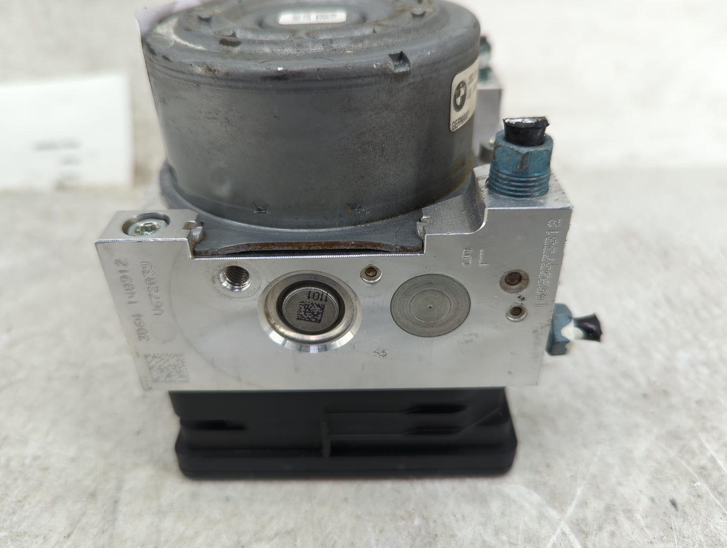 2014 Bmw 328xi ABS Pump Control Module Replacement P/N:3451-6869725-01 10.0220-0409.4 Fits Fits 2015 2016 2017 2018 2019 202
