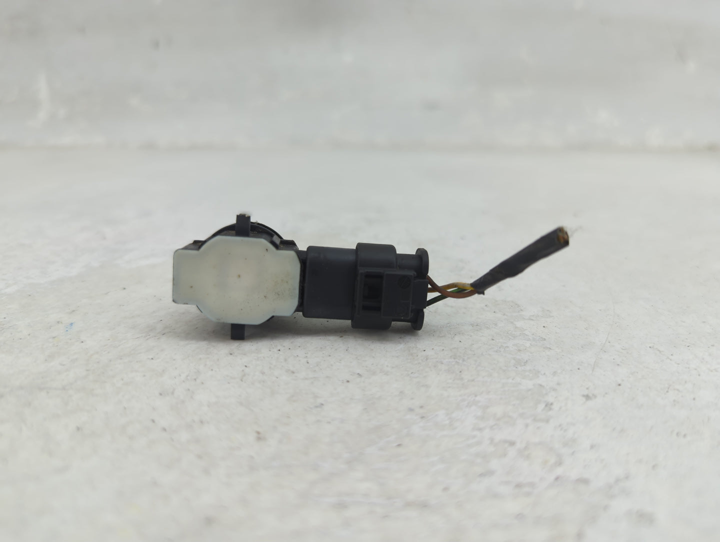 Park Assist Sensor - Oemusedautoparts1.com