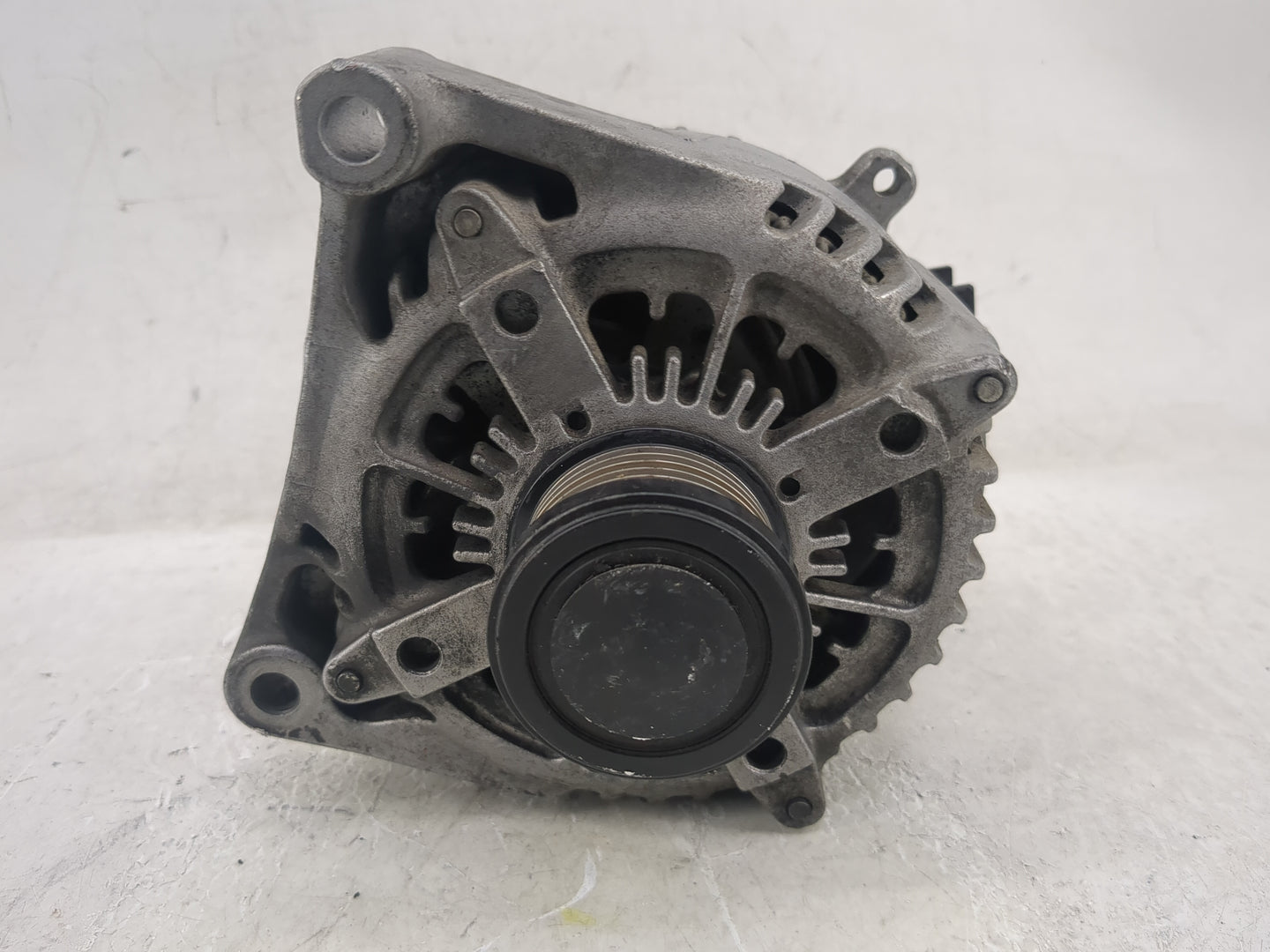 2012-2016 Bmw 328i Alternator Replacement Generator Charging Assembly Engine OEM P/N:104210-6395 7605478-05 Fits OEM Used Au