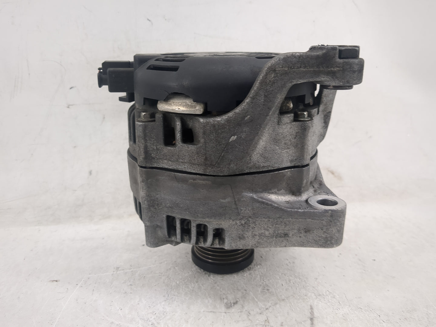 2012-2016 Bmw 328i Alternator Replacement Generator Charging Assembly Engine OEM P/N:104210-6395 7605478-05 Fits OEM Used Au