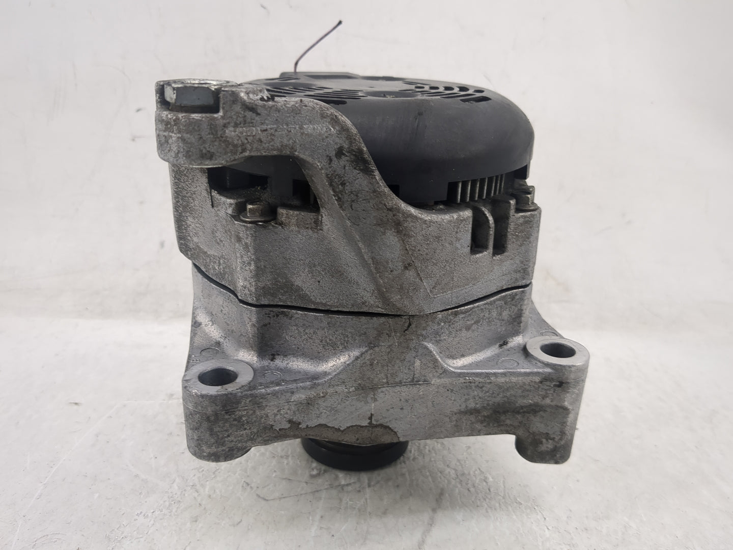 2012-2016 Bmw 328i Alternator Replacement Generator Charging Assembly Engine OEM P/N:104210-0393 7605478-03 Fits OEM Used Au