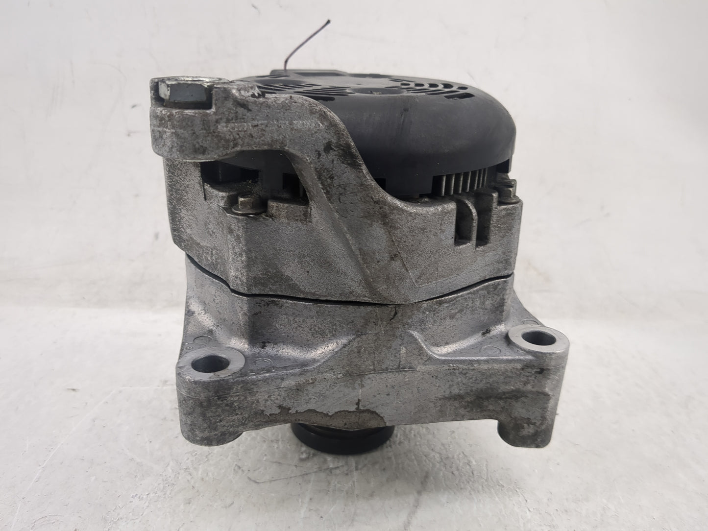 2012-2016 Bmw 328i Alternator Replacement Generator Charging Assembly Engine OEM P/N:104210-0393 7605478-03 Fits OEM Used Au