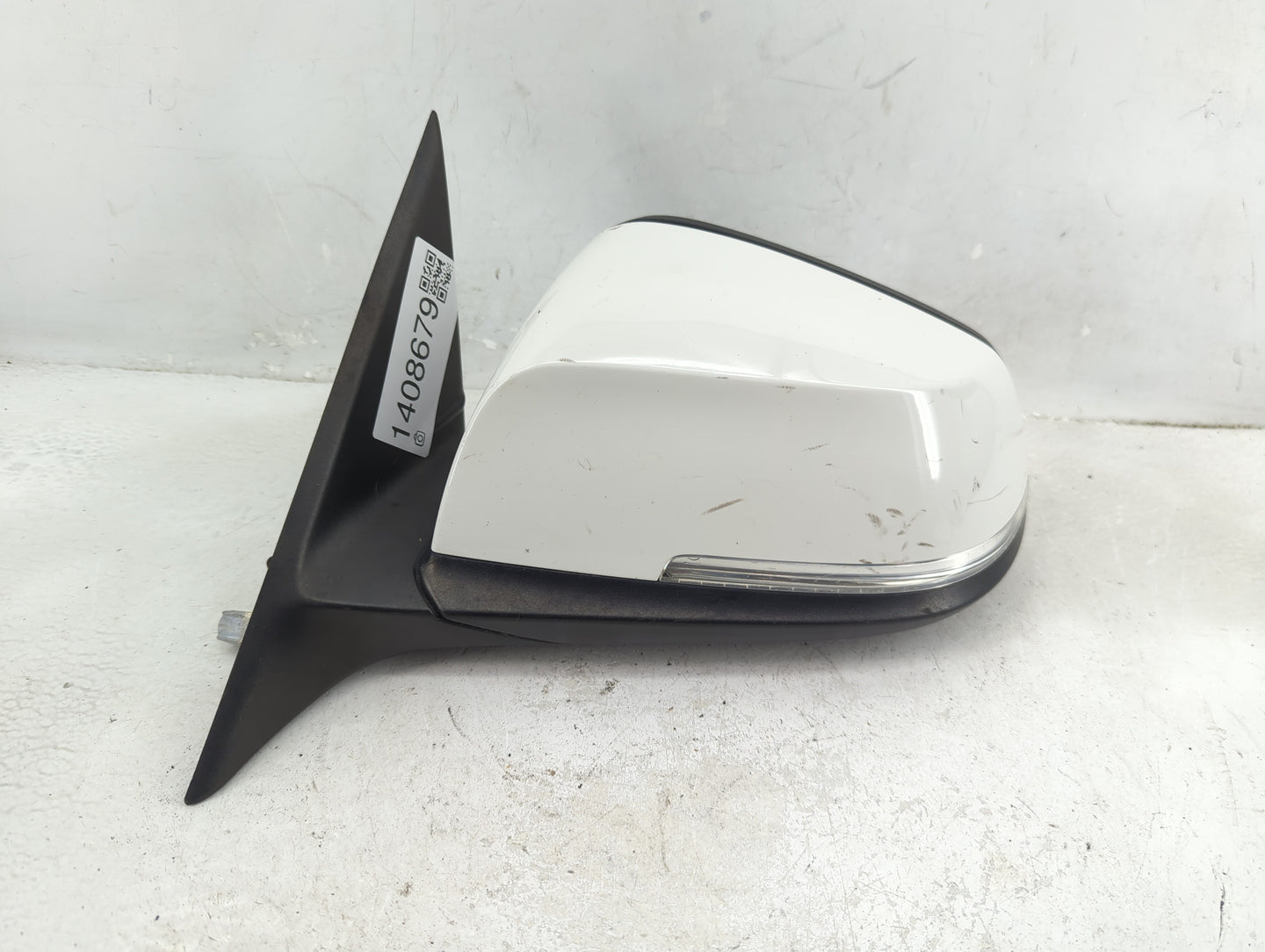 2013-2016 Bmw 328i Driver Side View Mirror - Left Door Mirror OEM Used - Oemusedautoparts1.com
