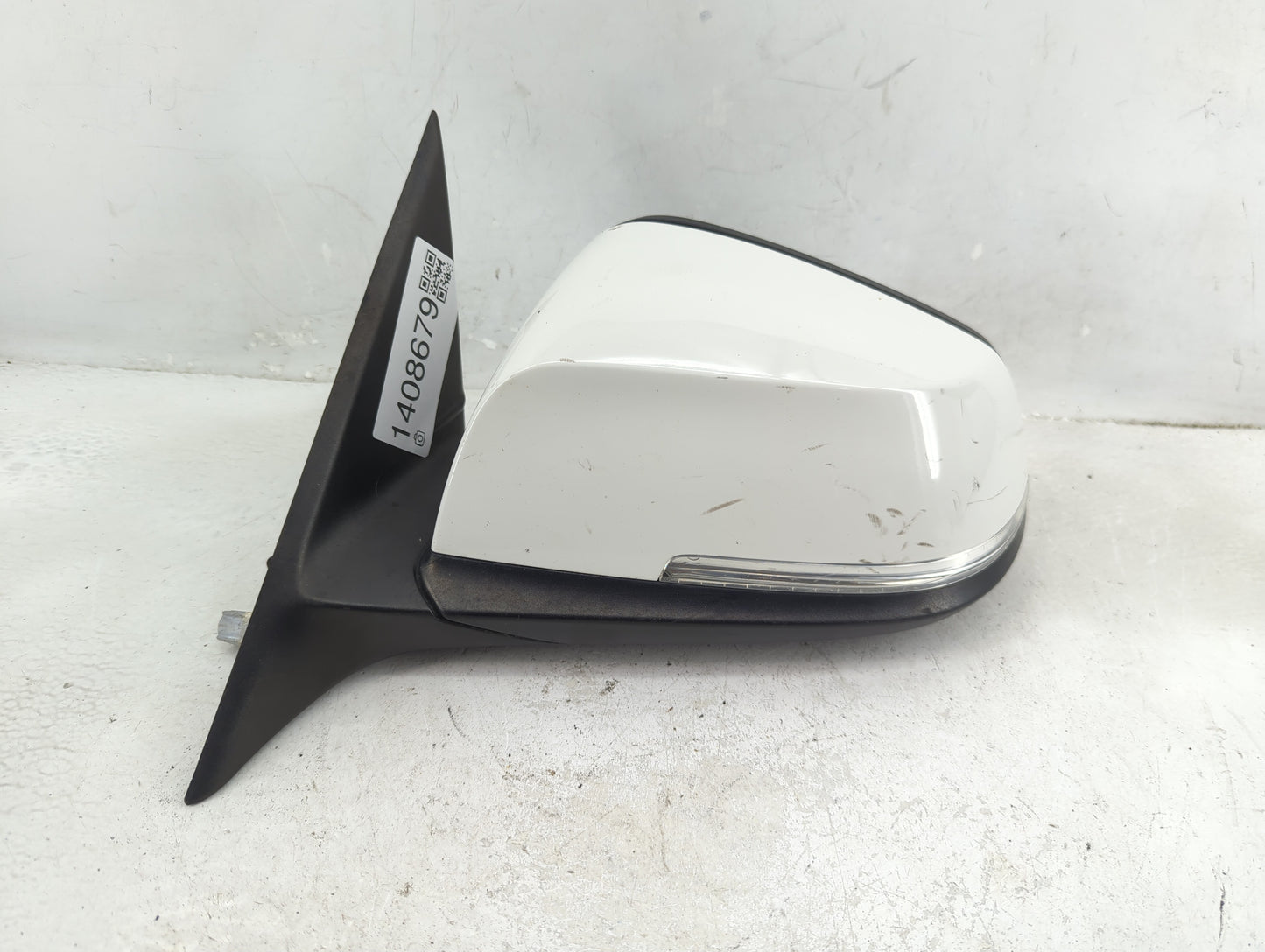 2013-2016 Bmw 328i Driver Side View Mirror - Left Door Mirror OEM Used - Oemusedautoparts1.com