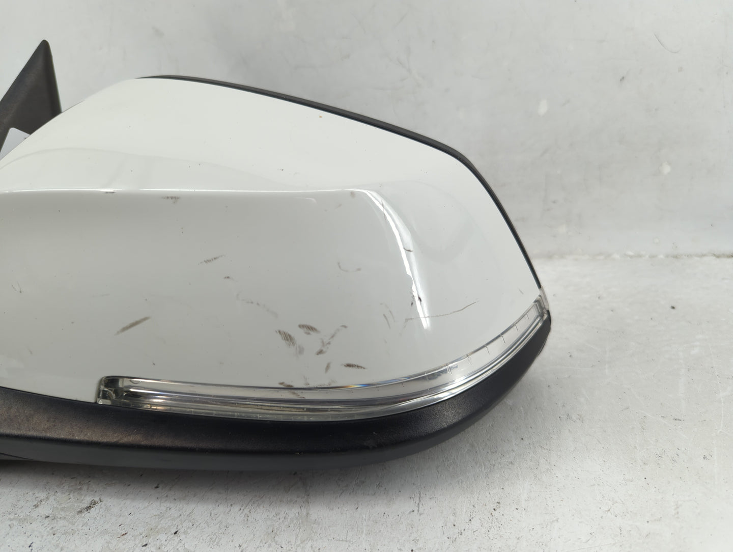 2013-2016 Bmw 328i Driver Side View Mirror - Left Door Mirror OEM Used - Oemusedautoparts1.com