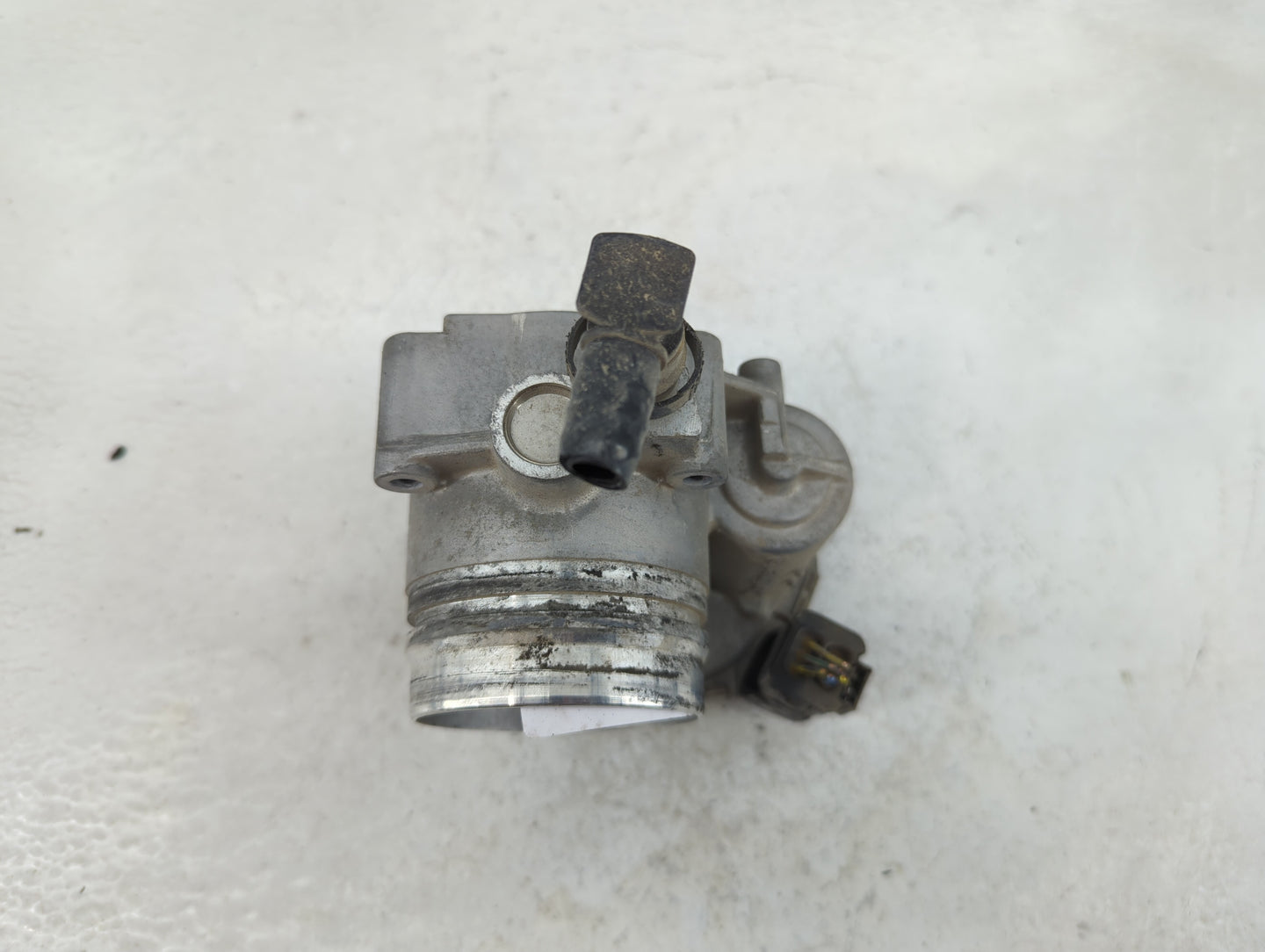 2012-2016 Bmw 328i Throttle Body P/N:1354 7588625-04 Fits Fits 2012 2013 2014 2015 2016 2017 2018 OEM Used Auto Parts - Oemu