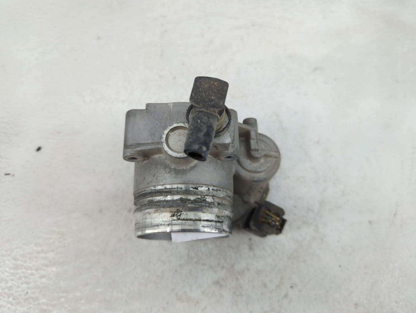 2012-2016 Bmw 328i Throttle Body P/N:1354 7588625-04 Fits Fits 2012 2013 2014 2015 2016 2017 2018 OEM Used Auto Parts - Oemu