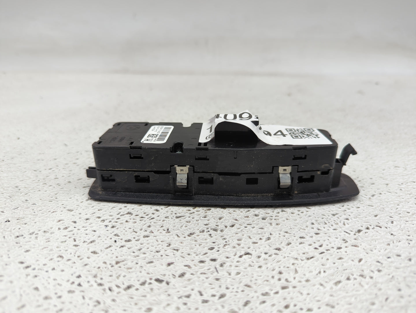 2012-2016 Bmw 328i Master Power Window Switch Replacement Driver Side Left P/N:9208111-02 Fits OEM Used Auto Parts - Oemused