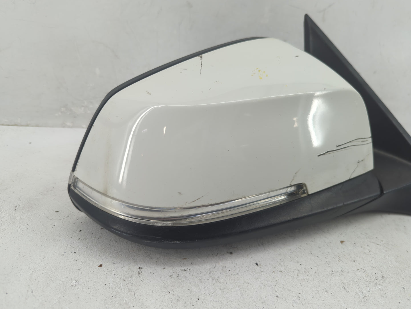 2013-2016 Bmw 328i Passenger Side View Mirror - Right Door Mirror OEM Used - Oemusedautoparts1.com