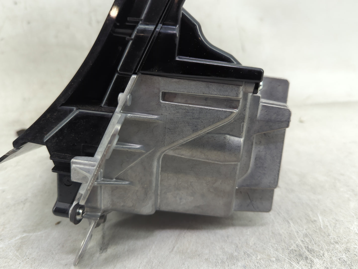 2012-2016 Bmw 328i Information Display Screen - Oemusedautoparts1.com