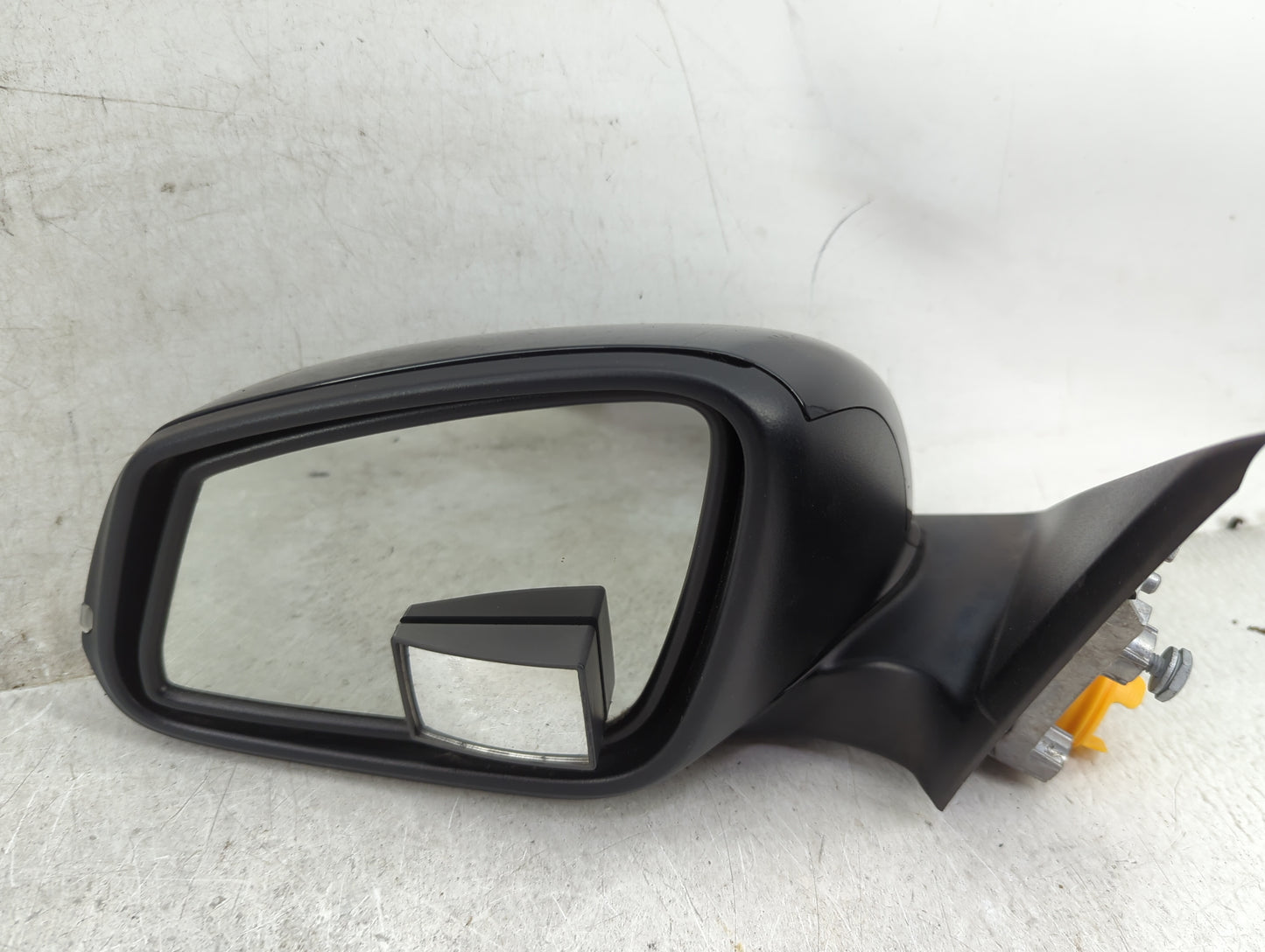 2013-2016 Bmw 328i Driver Side View Mirror - Left Door Mirror OEM Used - Oemusedautoparts1.com