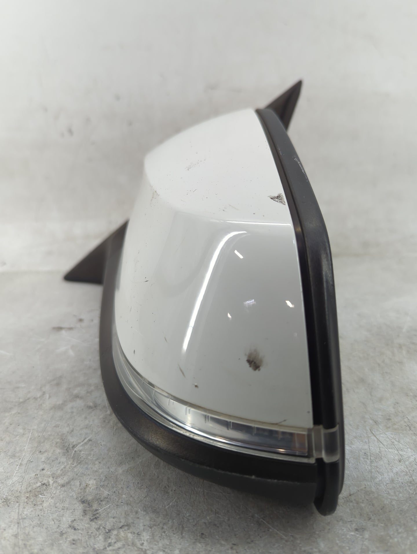 2013-2016 Bmw 328i Driver Side View Mirror - Left Door Mirror OEM Used - Oemusedautoparts1.com