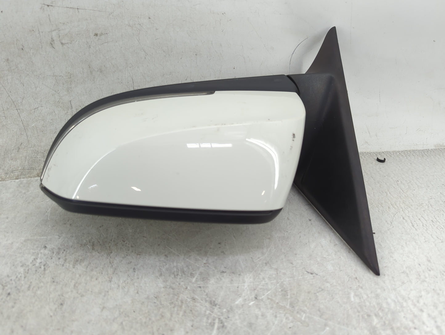 2013-2016 Bmw 328i Driver Side View Mirror - Left Door Mirror OEM Used - Oemusedautoparts1.com
