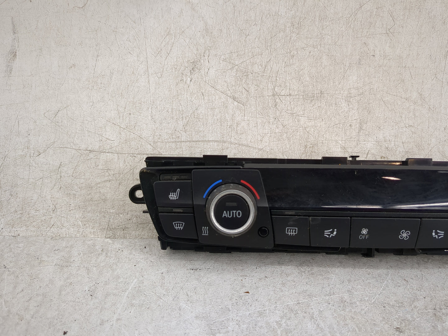 2012-2014 Bmw 328i Climate Control Module Temperature AC/Heater Replacement Fits Fits 2012 2013 2014 OEM Used Auto Parts - O