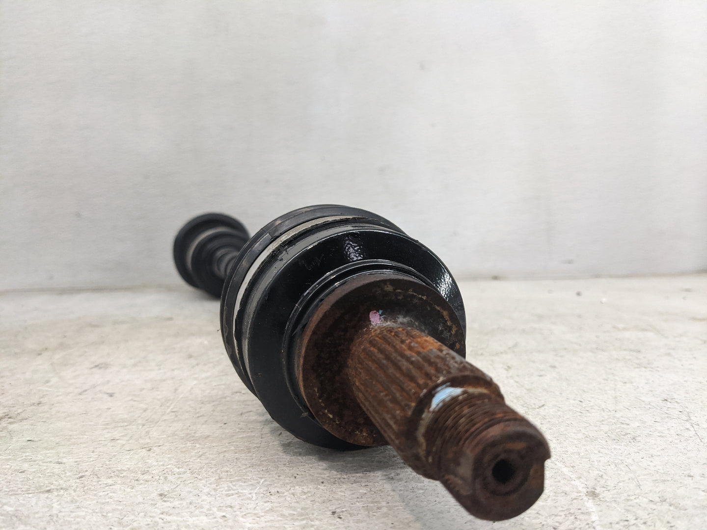 2012-2016 Bmw 328i Axle Shaft Rear Passenger Cv C/v - Oemusedautoparts1.com
