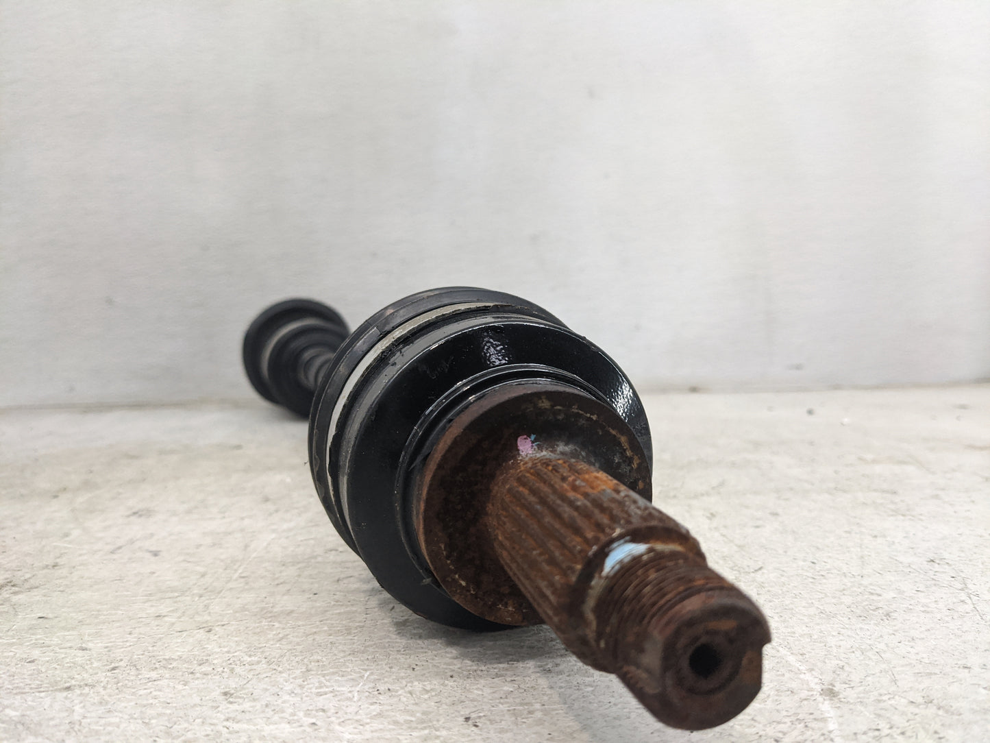 2012-2016 Bmw 328i Axle Shaft Rear Passenger Cv C/v - Oemusedautoparts1.com
