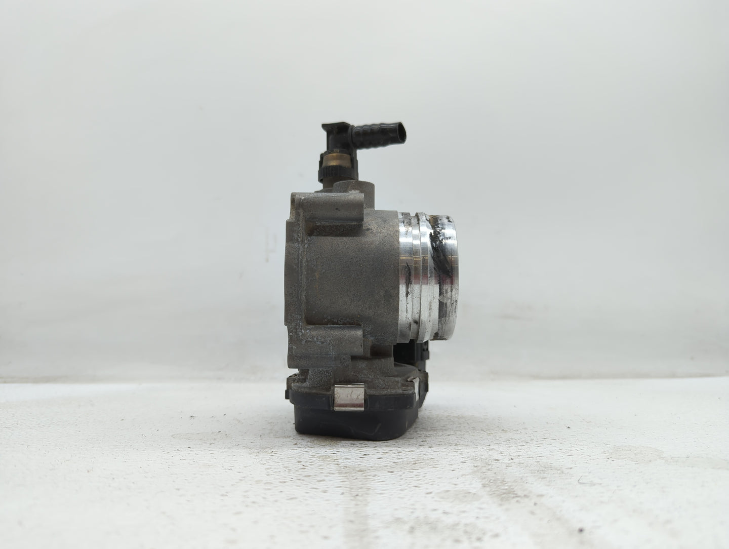 2012-2016 Bmw 328i Throttle Body P/N:A2C53355204 1354 7588625 Fits Fits 2012 2013 2014 2015 2016 2017 2018 OEM Used Auto Par