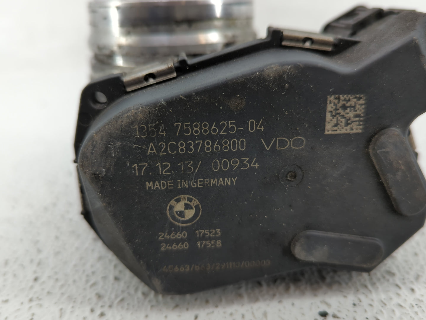 2012-2016 Bmw 328i Throttle Body P/N:1354 7588625-04 1354 7588625-03, 1354 7588625 Fits Fits 2012 2013 2014 2015 2016 2017 2