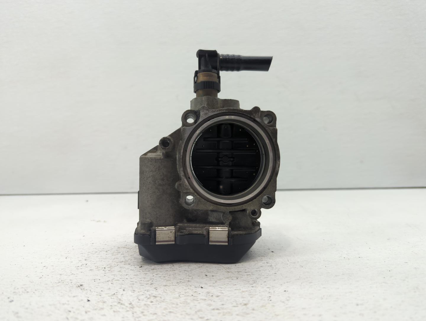 2012-2016 Bmw 328i Throttle Body P/N:1354 7588625-04 1354 7588625-03 Fits Fits 2012 2013 2014 2015 2016 2017 2018 OEM Used A