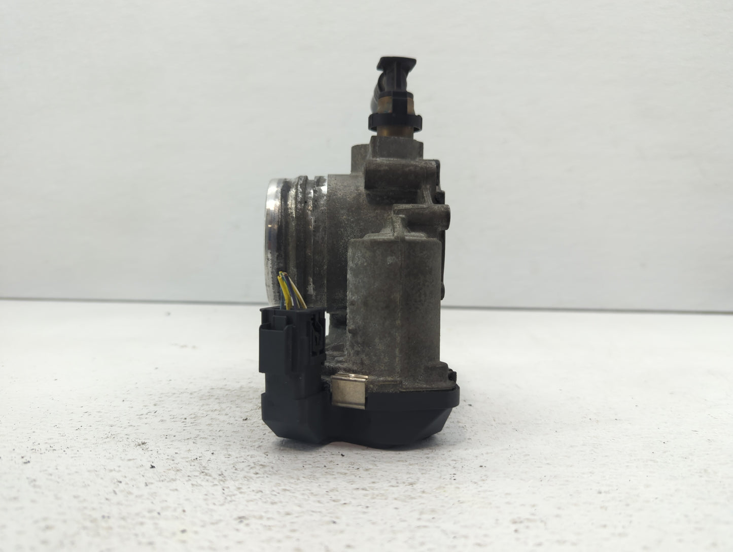 2012-2016 Bmw 328i Throttle Body P/N:1354 7588625-04 1354 7588625-03 Fits Fits 2012 2013 2014 2015 2016 2017 2018 OEM Used A