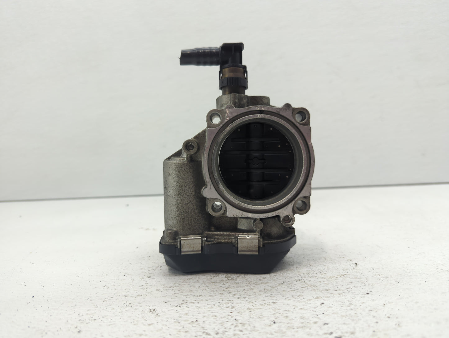 2012-2016 Bmw 328i Throttle Body P/N:1354 7588625-04 1354 7588625-03 Fits Fits 2012 2013 2014 2015 2016 2017 2018 OEM Used A