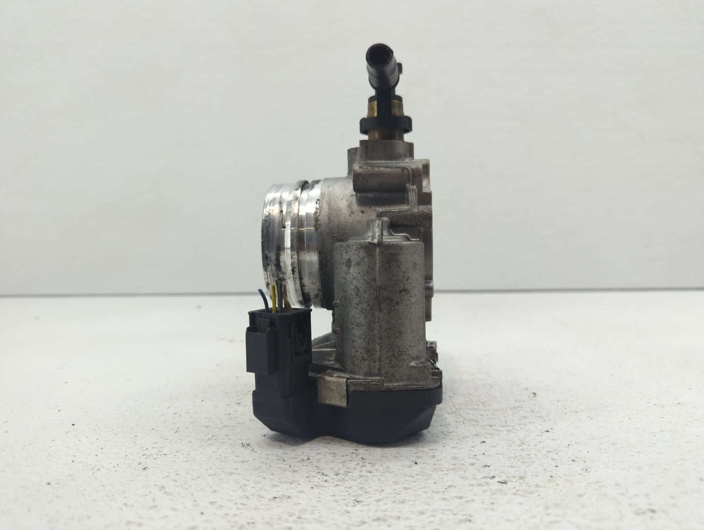2012-2016 Bmw 328i Throttle Body P/N:1354 7588625-04 1354 7588625-03 Fits Fits 2012 2013 2014 2015 2016 2017 2018 OEM Used A