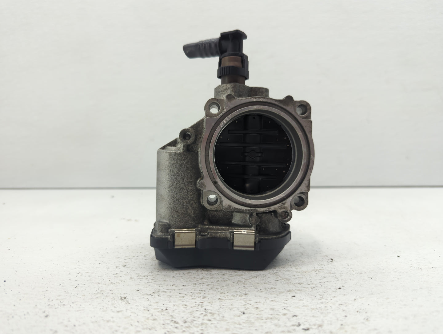 2012-2016 Bmw 328i Throttle Body P/N:1354 7588625-04 1354 7588625-03 Fits Fits 2012 2013 2014 2015 2016 2017 2018 OEM Used A