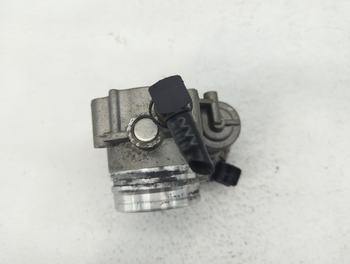 2012-2016 Bmw 328i Throttle Body P/N:1354 7588625-04 1354 7588625-03 Fits Fits 2012 2013 2014 2015 2016 2017 2018 OEM Used A