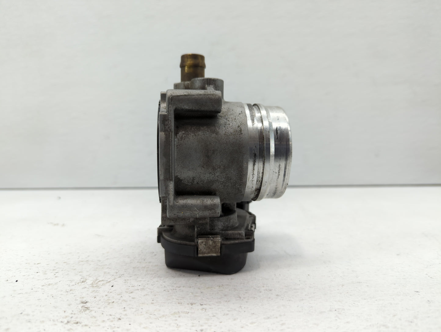 2012-2016 Bmw 328i Throttle Body P/N:1354 7588625-04 1354 7588625-03 Fits Fits 2012 2013 2014 2015 2016 2017 2018 OEM Used A