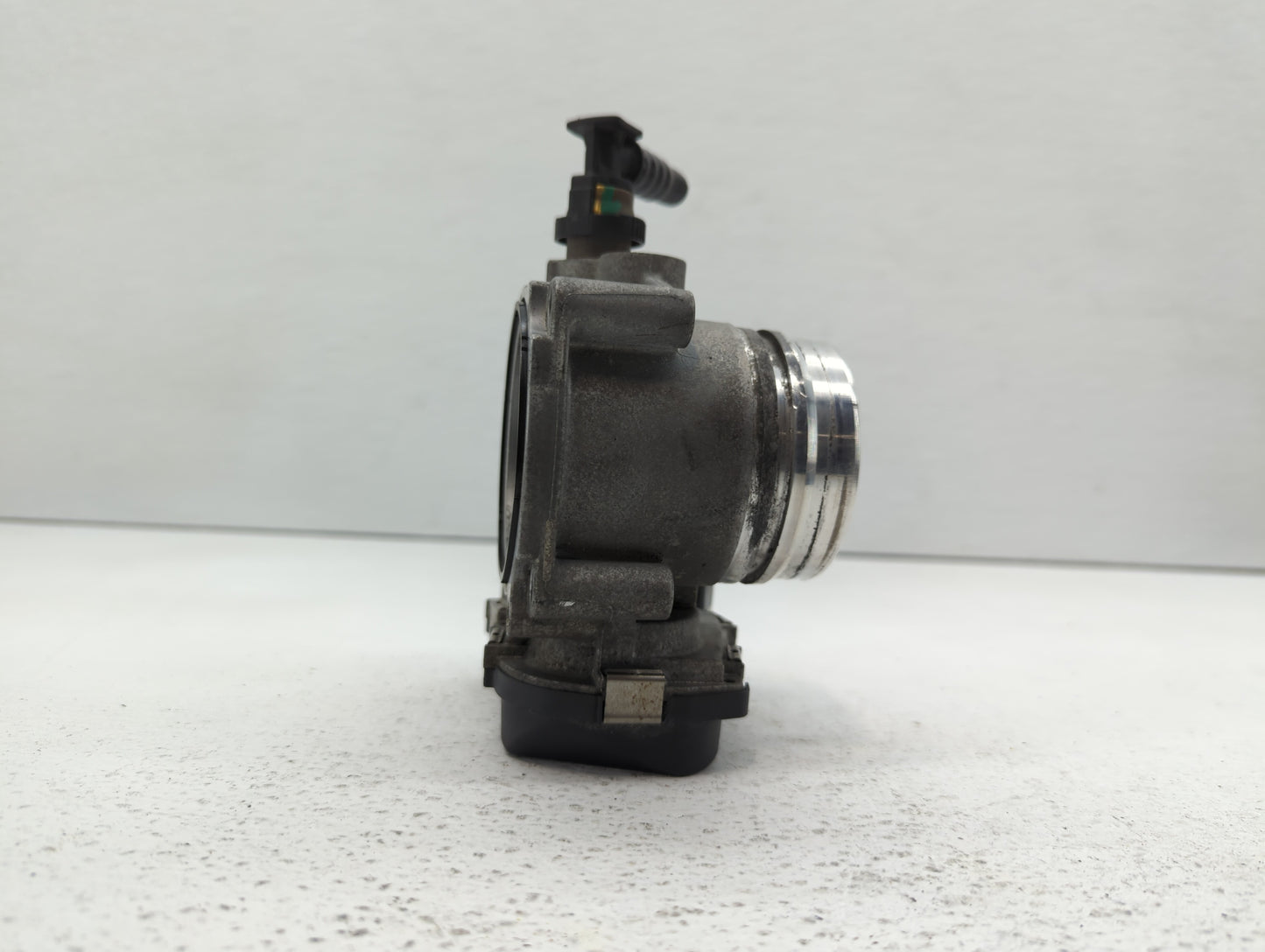 2012-2016 Bmw 328i Throttle Body P/N:1354 7588625-04 1354 7588625-03 Fits Fits 2012 2013 2014 2015 2016 2017 2018 OEM Used A