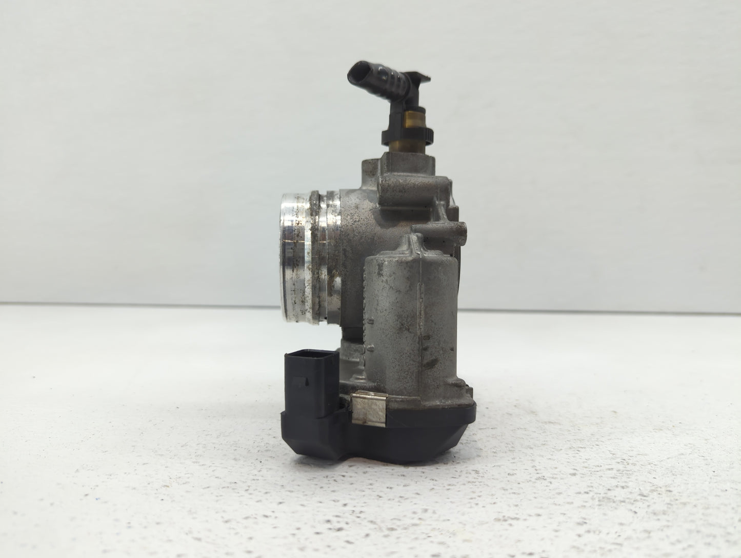 2012-2016 Bmw 328i Throttle Body P/N:1354 7588625-04 1354 7588625-03 Fits Fits 2012 2013 2014 2015 2016 2017 2018 OEM Used A