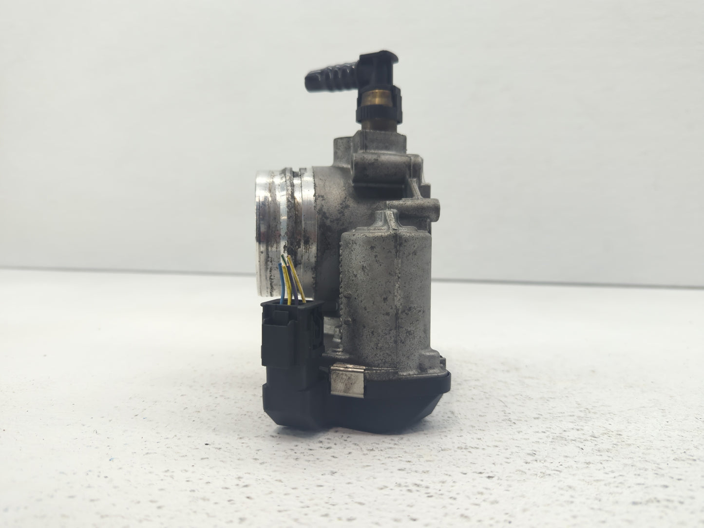 2012-2016 Bmw 328i Throttle Body P/N:1354 7588625-04 1354 7588625-03 Fits Fits 2012 2013 2014 2015 2016 2017 2018 OEM Used A