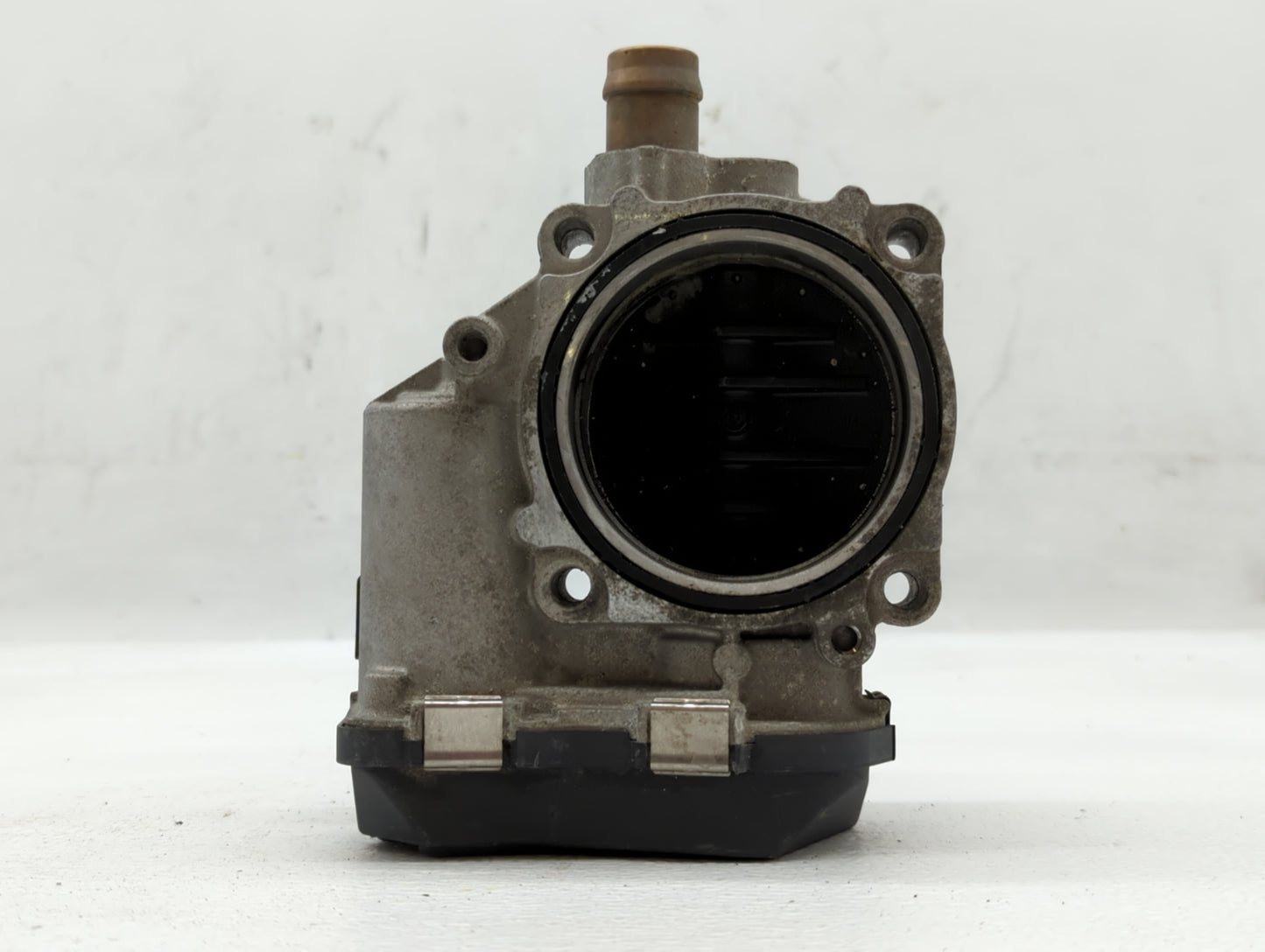 2012-2016 Bmw 328i Throttle Body P/N:1354 7588625-04 1354 7588625-02, 1354 7588625-03 Fits Fits 2012 2013 2014 2015 2016 201