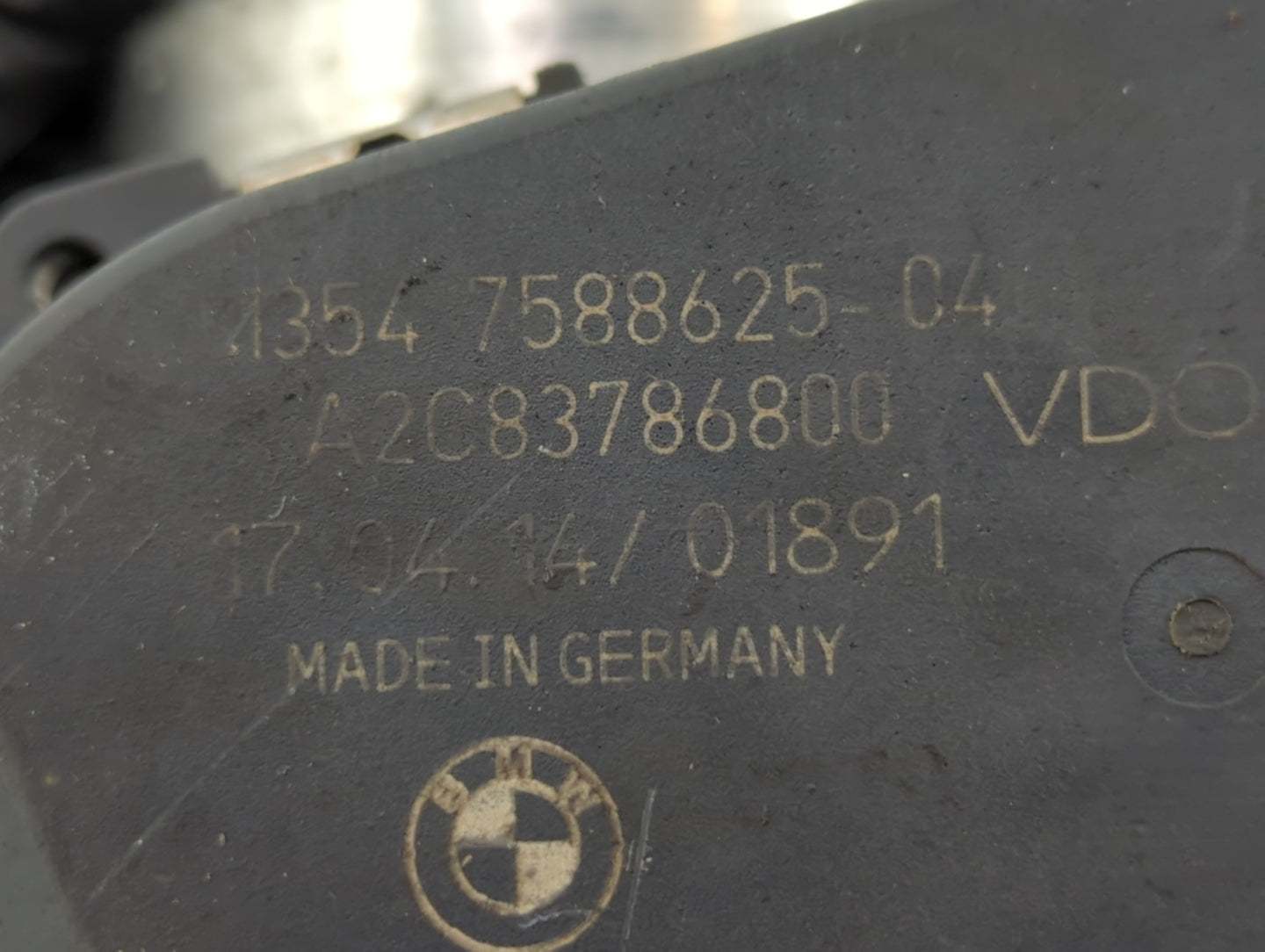 2012-2016 Bmw 328i Throttle Body P/N:1354 7588625 -04 Fits Fits 2012 2013 2014 2015 2016 2017 2018 OEM Used Auto Parts - Oem